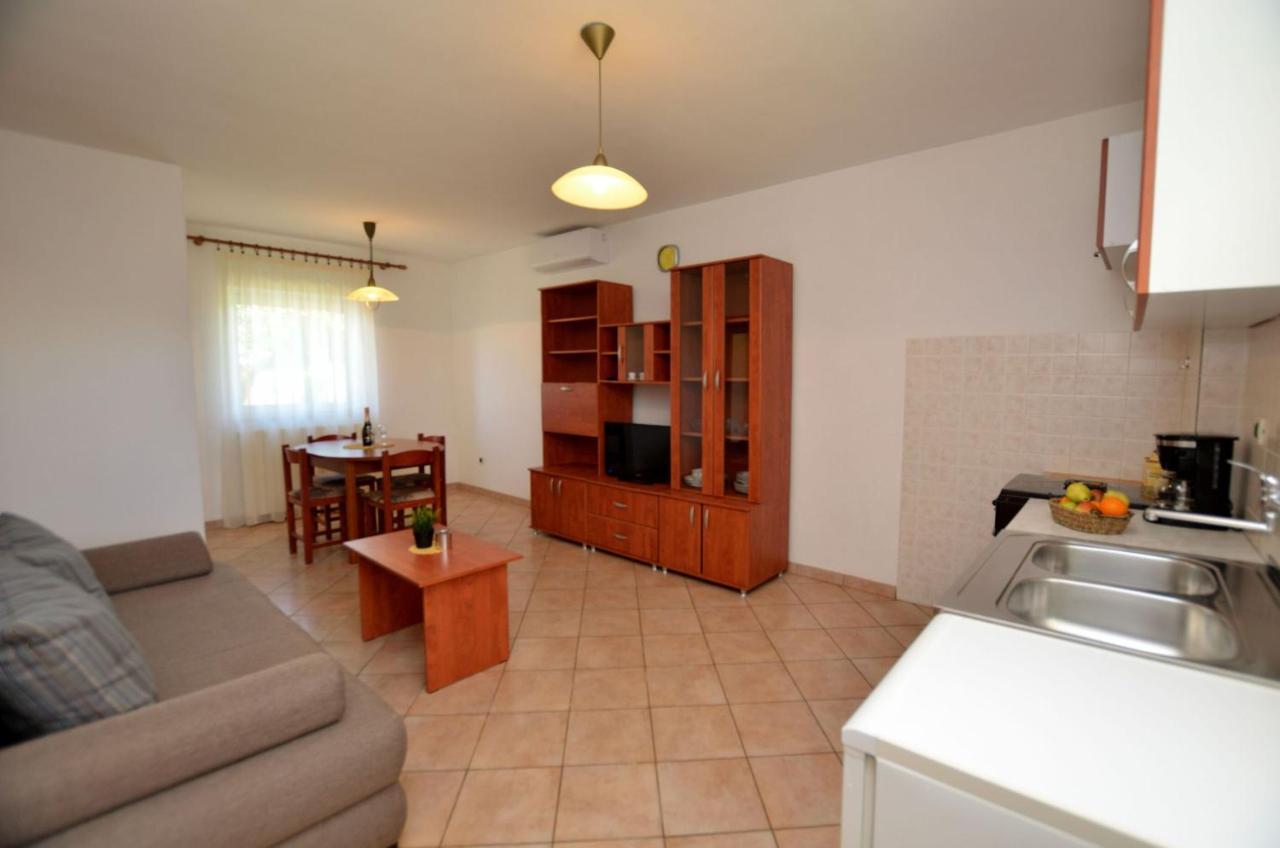Apartments Mariano Baldasi Екстер'єр фото